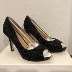 Valiant PATSY in Black Heels Size 7